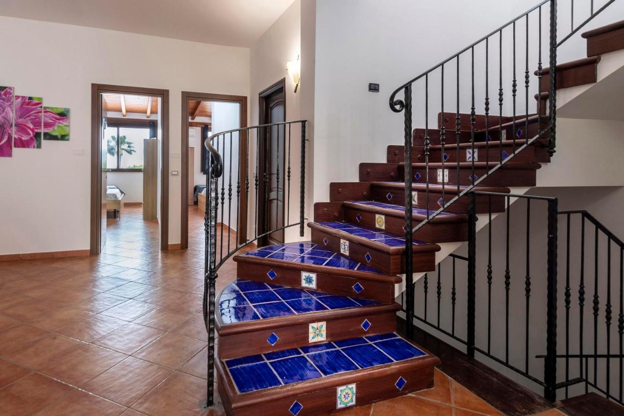 Alelida Villa Con Piscina Cinisi Exterior foto